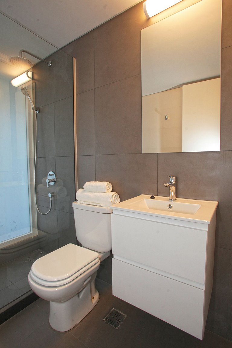 303 O "Tu Hogar Temporal en la Ciudad: Departamento Cómodo y