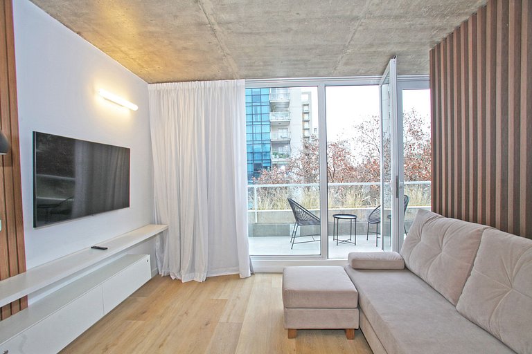 803 O "Tu Hogar Temporal en la Ciudad"