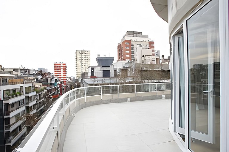 802 O "Espectacular piso con balcón aterrazado"